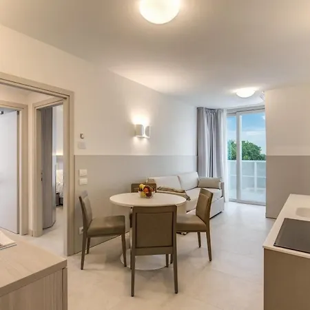 Sunrise Palace Apartmanhotel Lido di Jesolo
